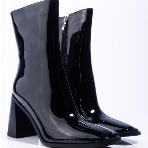 Azalea Wang Black Patent Leather Ultra Platform Ankle Booties - Picture 2 of 4